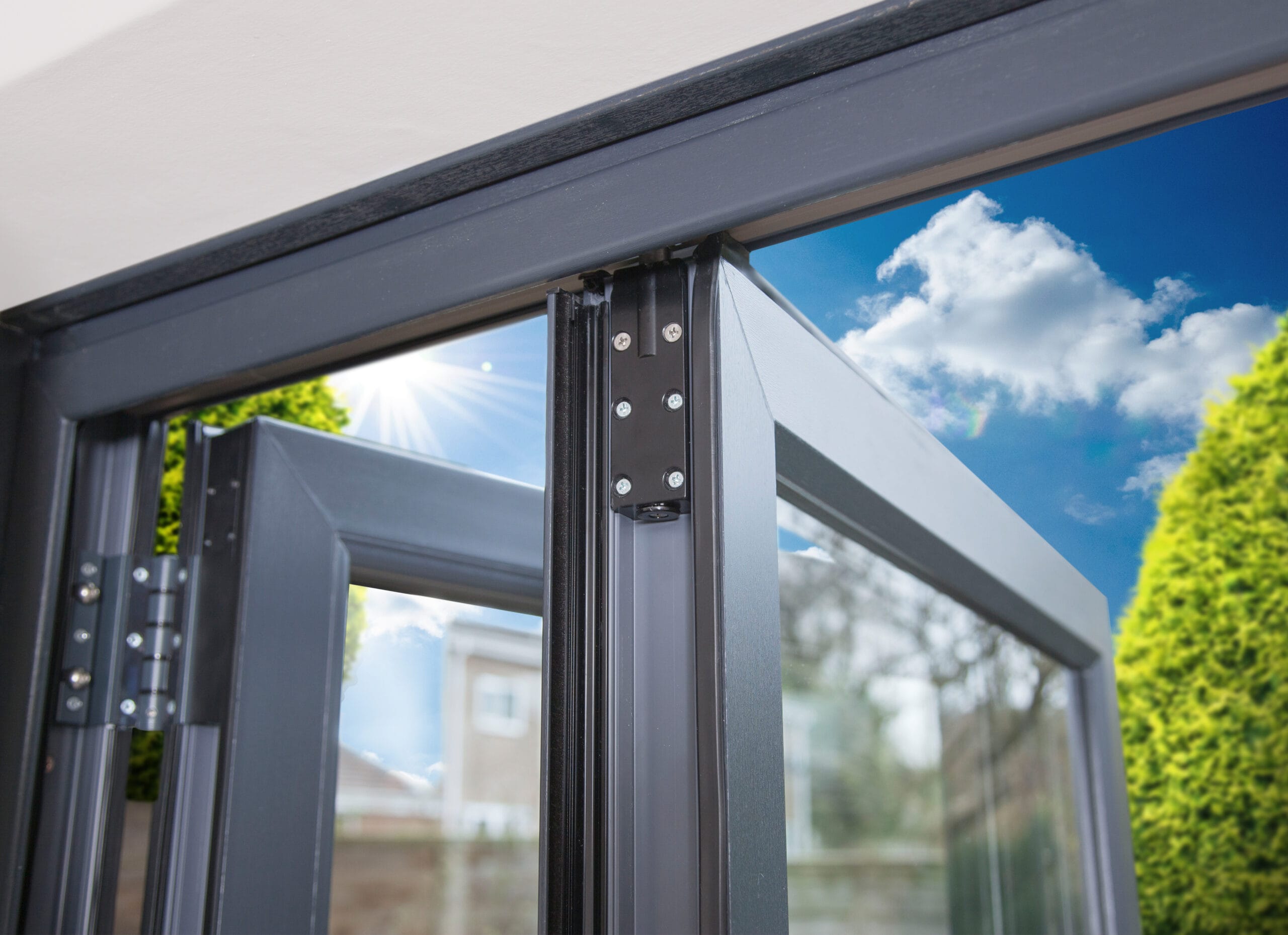 Slim aluminium bifold door frame sightlines