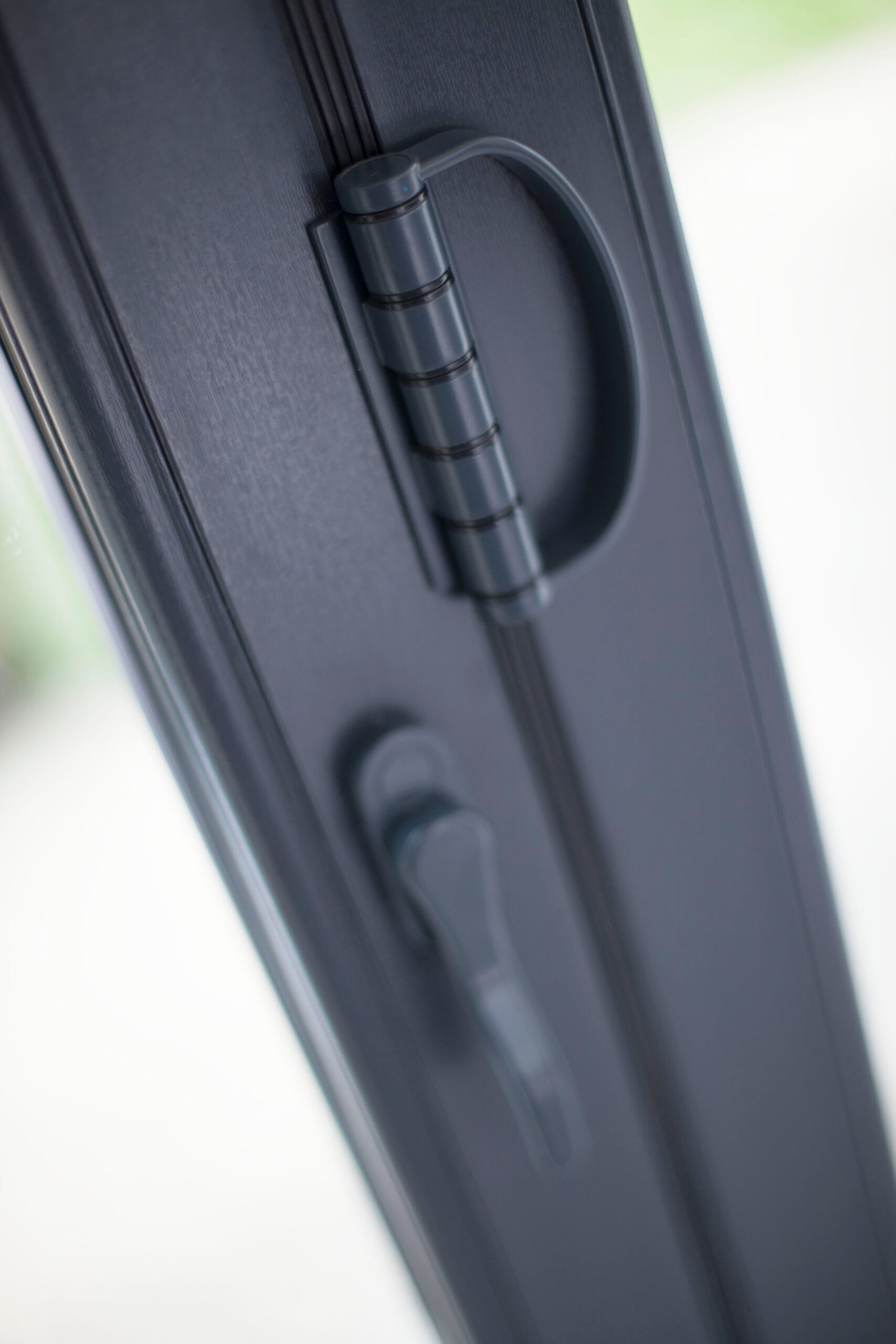 Secure locking hardware on an aluminium bifold door