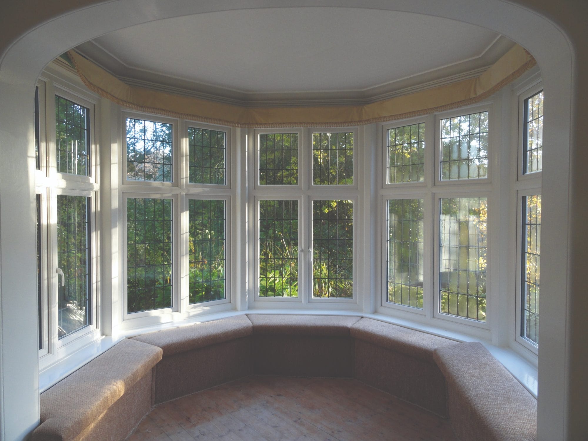 White bay window - product photo