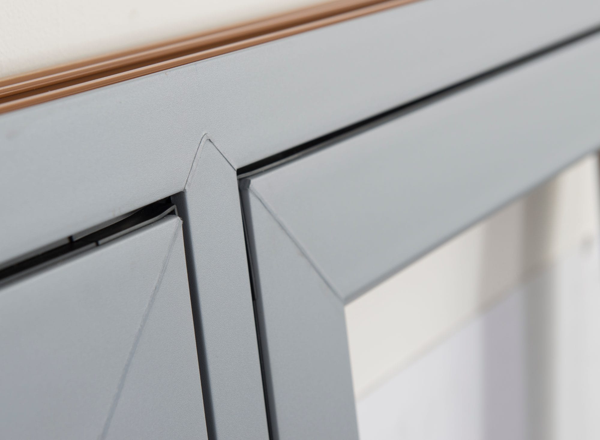 Irish Oak flush sash window - close-up detail